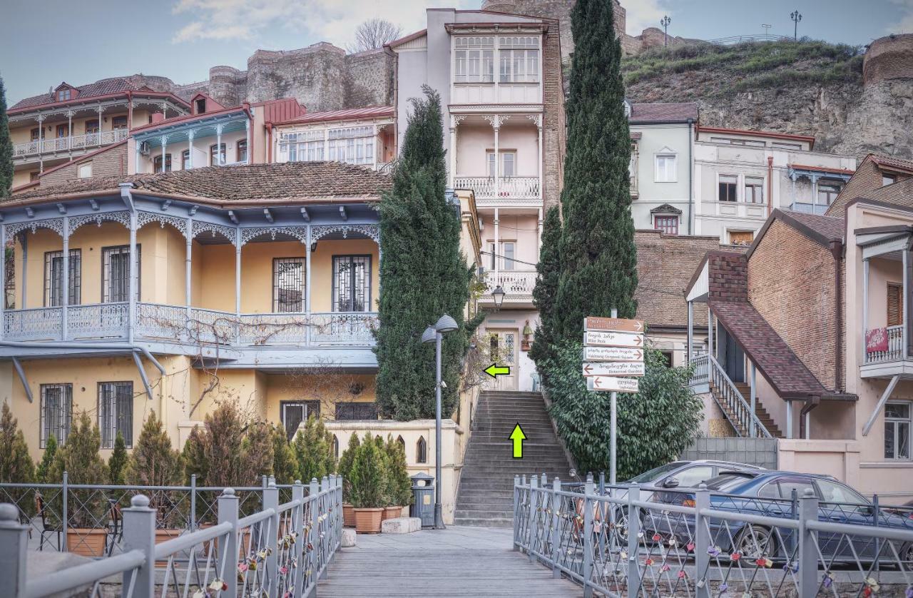 Nina' Cozy Apartment Tbilisi Exterior photo
